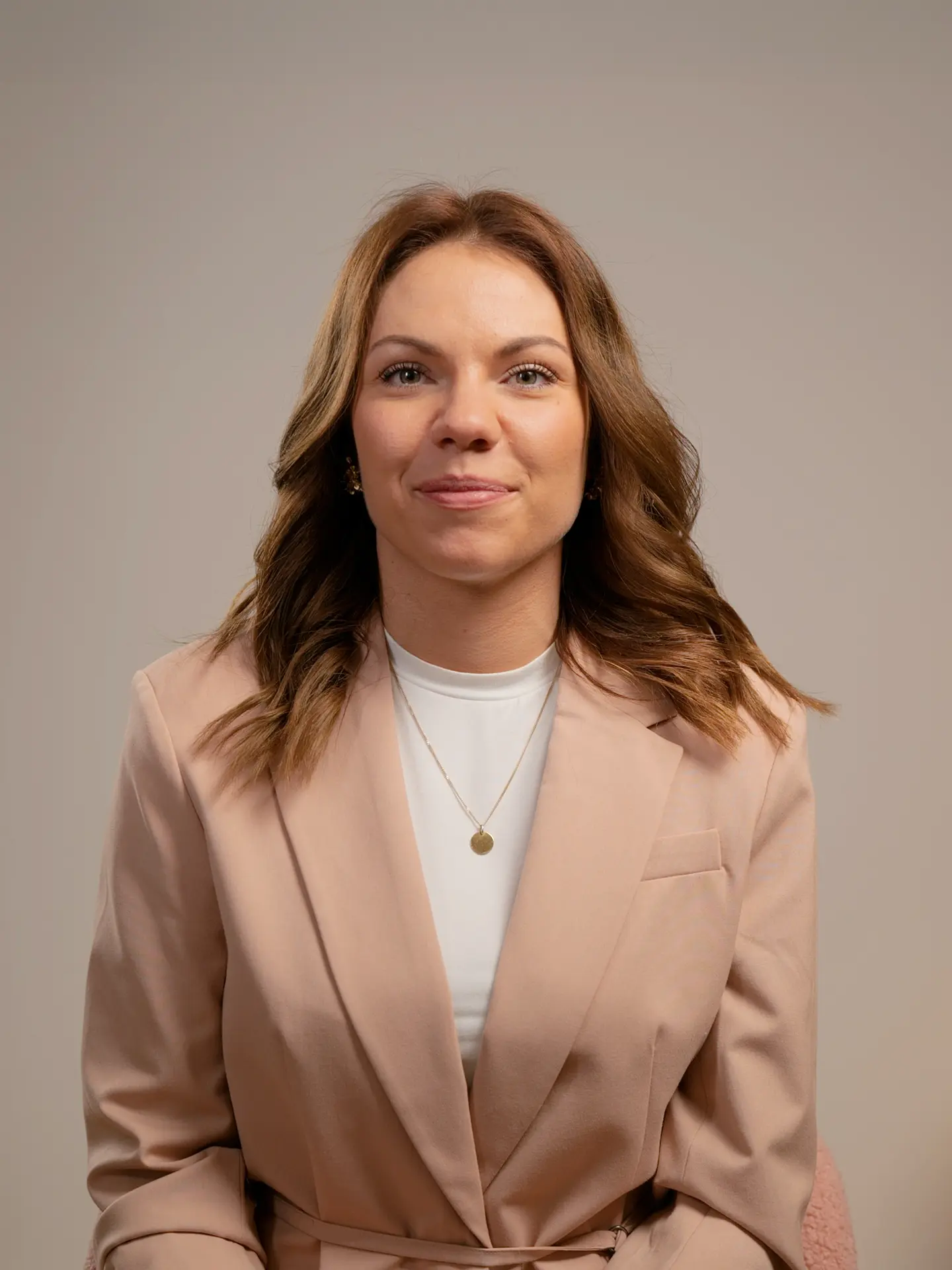 Sabrina Poser Friseur Herford Team Nicole Siedlik Portrait